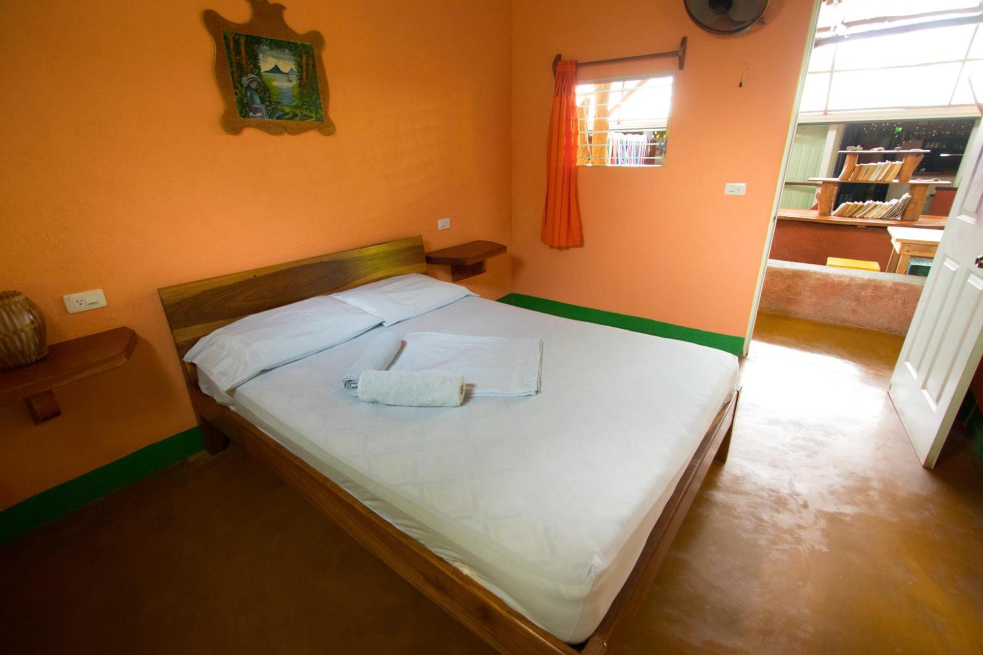 Hostel Life Is Good Moyogalpa Esterno foto